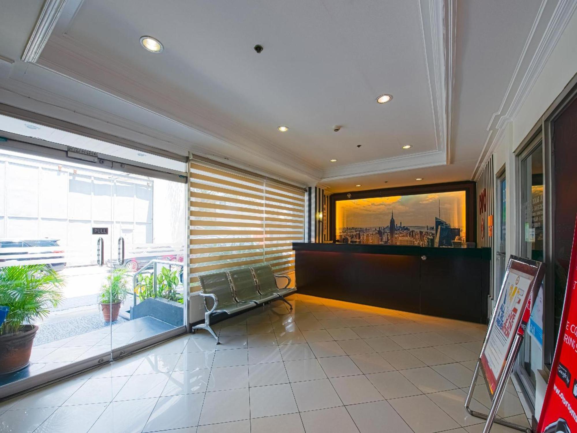 Oyo 115 Northridge Mansions Hotel Quezon City Exterior photo
