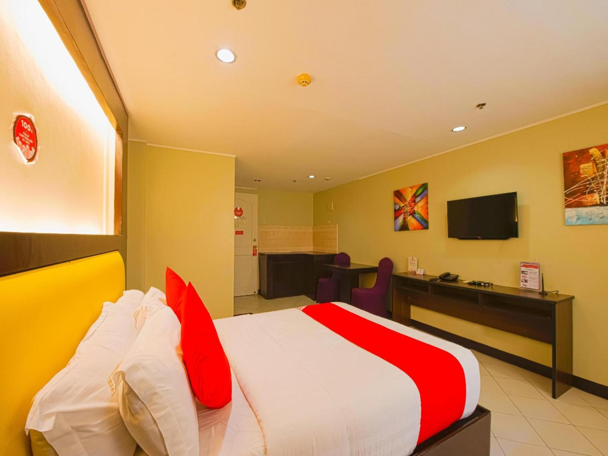 Oyo 115 Northridge Mansions Hotel Quezon City Exterior photo